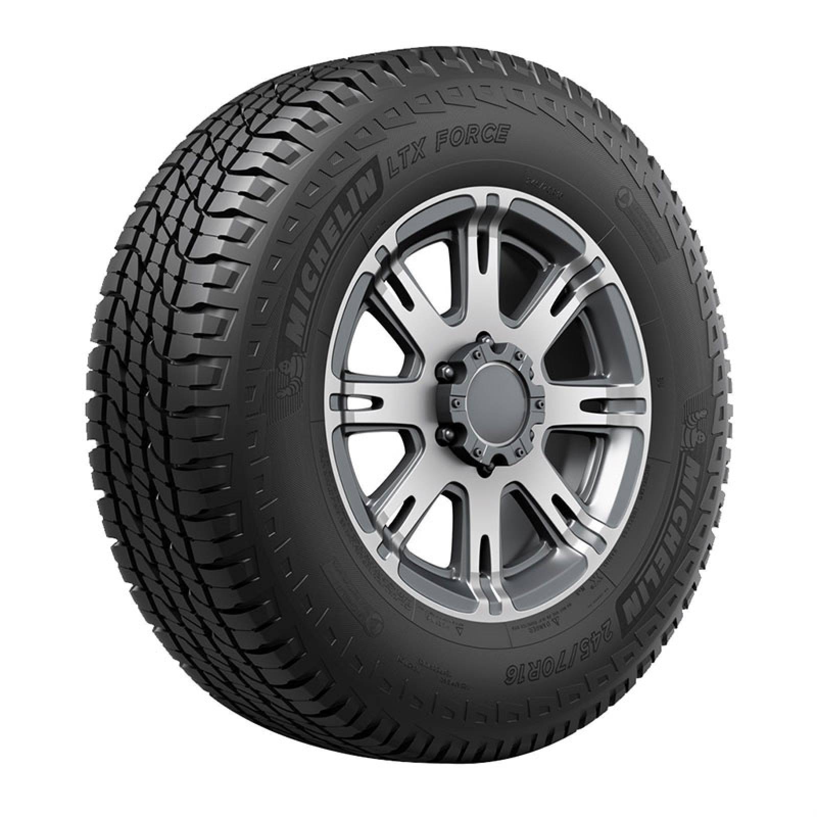 235/65R17 MICHELIN LTX FORCE 104T